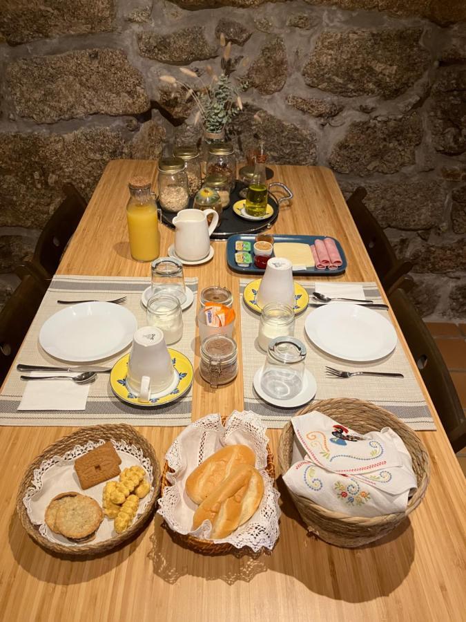 BERGUI Guesthouse Guimarães Eksteriør billede