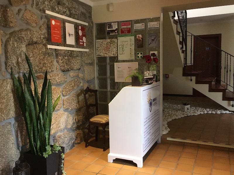 BERGUI Guesthouse Guimarães Eksteriør billede
