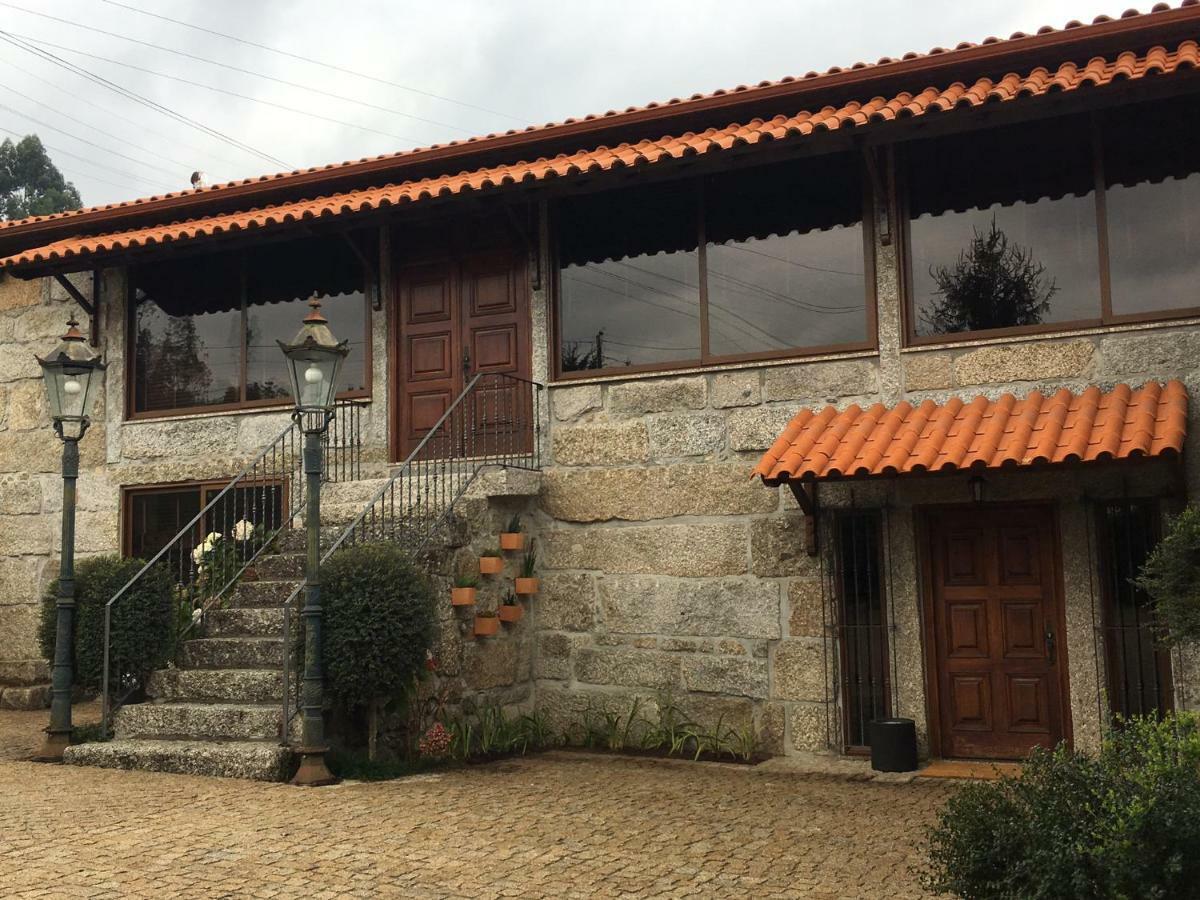 BERGUI Guesthouse Guimarães Eksteriør billede