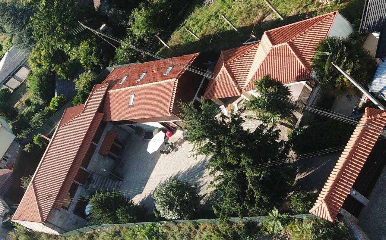 BERGUI Guesthouse Guimarães Eksteriør billede